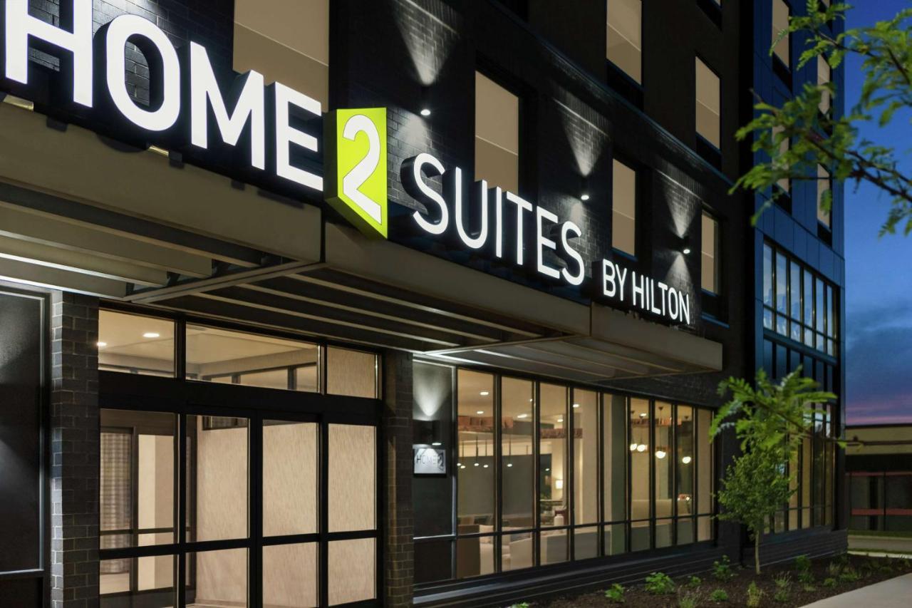 Home2 Suites By Hilton Minneapolis University Area Экстерьер фото